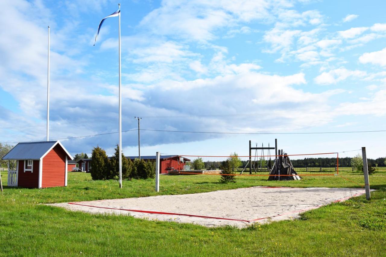 Hotel Ratturi talu Reigi Esterno foto